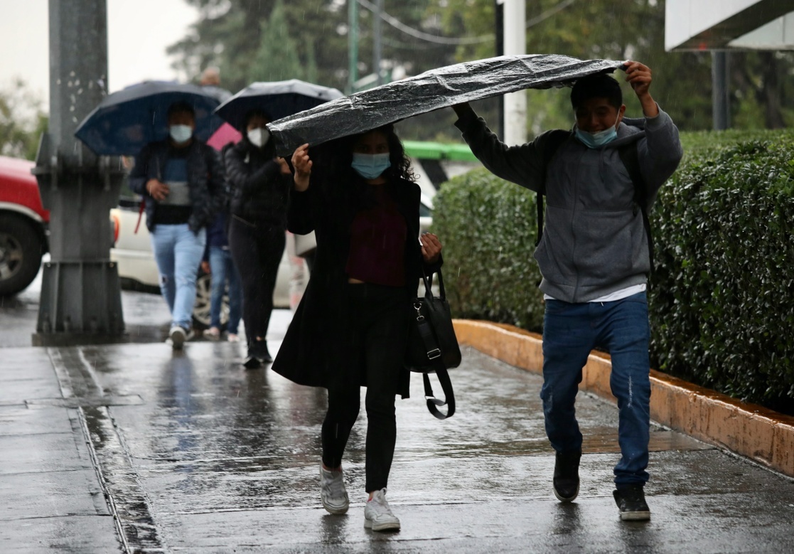 La Jornada Activan Alerta Amarilla por lluvias en siete alcaldías