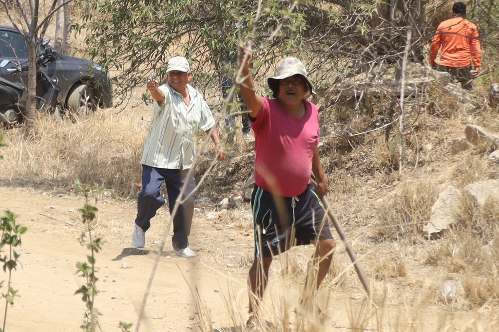 La Jornada Agreden A Maestros De La Cnte En Oaxaca