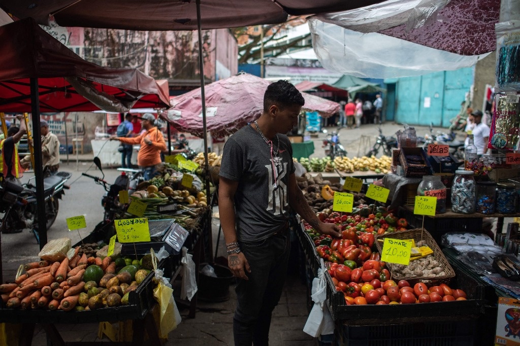 La Jornada Aumentan En Venezuela Ingreso M Nimo De Trabajadores A