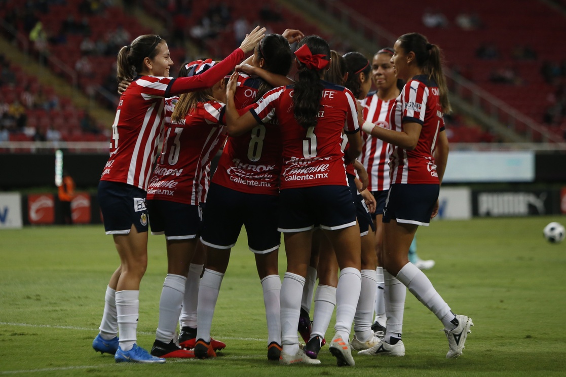 La Jornada Chivas Golea 5 0 A San Luis En Su Debut En Liga MX Femenil