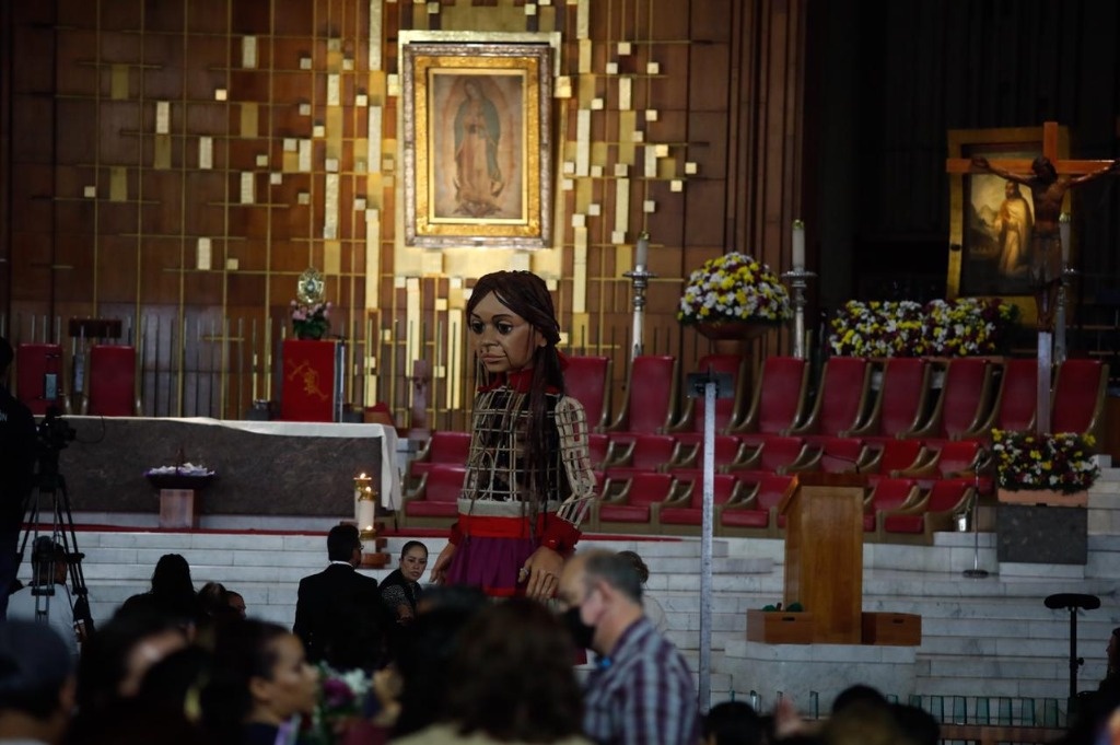 La Jornada Cientos reciben a la Pequeña Amal en la Basílica de Guadalupe