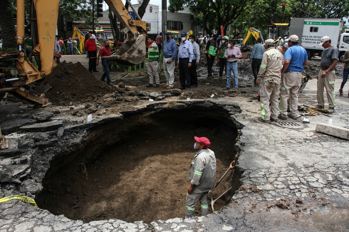 La Jornada Concluye Reparaci N De Fuga De Agua En Avenida Miramontes