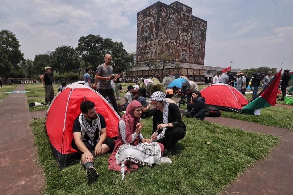 La Jornada Instalan En La UNAM Campamento De Apoyo A Palestina