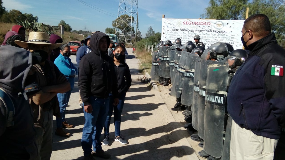 La Jornada Exigen Pobladores Mexiquenses Frenar Obras Para Cuartel De