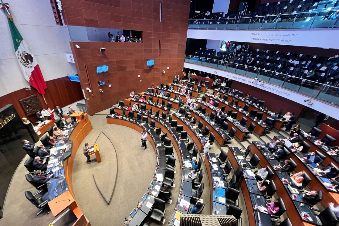 La Jornada Figuras De Morena Y El PAN Mantienen Debate Sobre Fuerzas