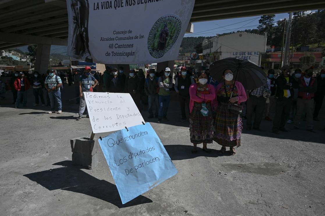 La Jornada Indígenas de Guatemala exigen renuncia del presidente