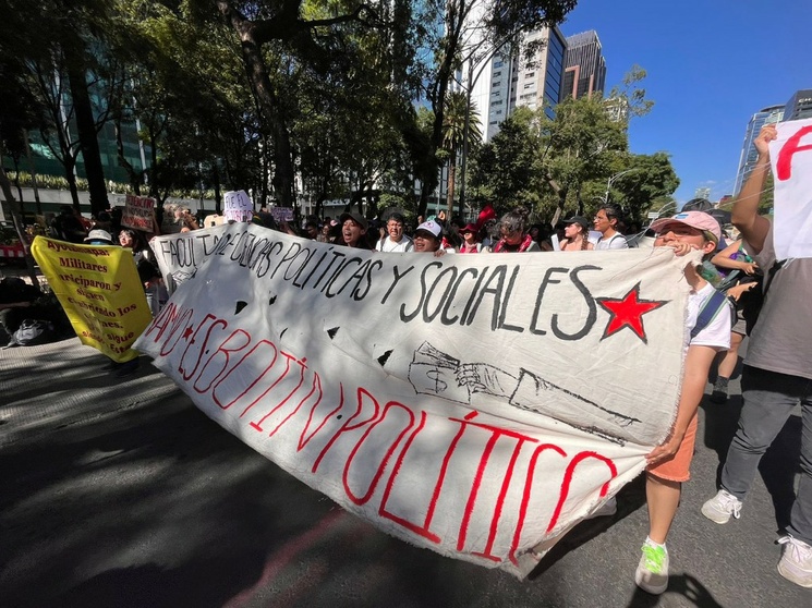 La Jornada Paros en planteles de UNAM a nueve años de la Noche de Iguala