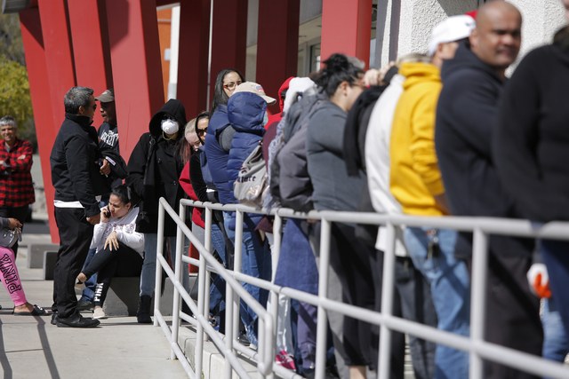 La Jornada Pedidos De Ayuda Por Desempleo En EU Vuelven A Subir