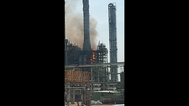 La Jornada Reportan Incendio En Complejo La Cangrejera De Pemex