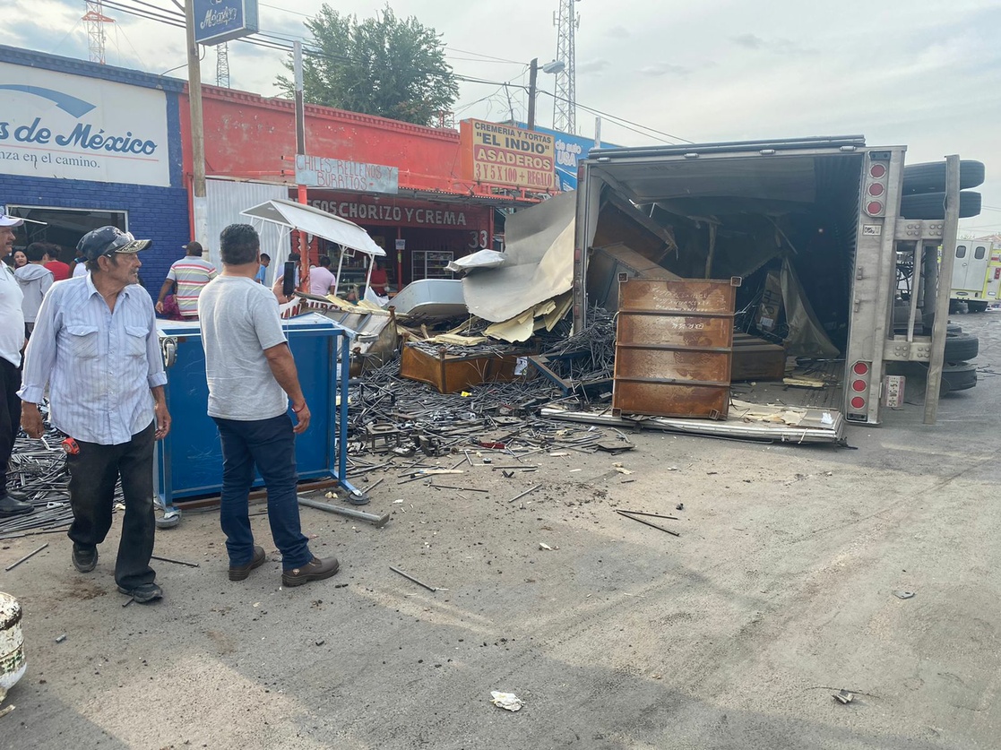 La Jornada Ya son 10 los muertos por accidente de tráiler sin frenos