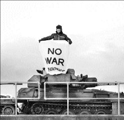 greenpeace_war_slh