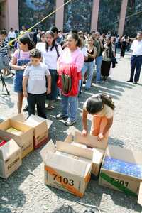 Entrega de libros de texto gratuitos en Cuernavaca