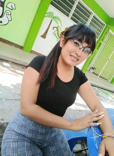 Miriam Cabrera Álvarez, de San Francisco del Mar, Oaxaca; estudiante que fue detenida el martes pasado. Foto tomada de redes sociales