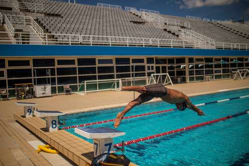 El nadador Ibrahim Al-Hussein fue abanderado del primer equipo de refugiados en los Paralímpicos de Río 2016.