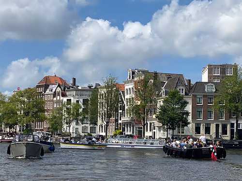 En 2010 los canales de la popular Ámsterdam fueron declarados Patrimonio de la Humanidad por la Unesco.