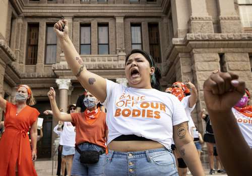 Protesta afuera del Capitolio de Austin, Texas, contra la ley antiaborto, en la semana.