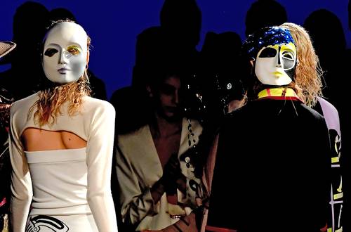 Modelos presentan creaciones durante la colección Otoño/Invierno 2022-2023 de Francesca Liberatore como parte de la Semana de la Moda de Milán.