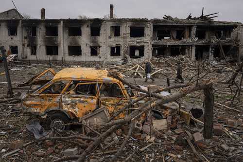 Devastación en la ciudad ucrania de Chernigov.