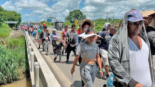 Los indocumentados salieron ayer de Tapachula ante la nula respuesta de las autoridadesdel INM.