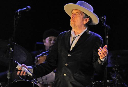 Bob Dylan en un concierto en Francia, en 2012.