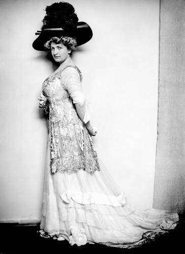 Alma Mahler retratada en 1909.