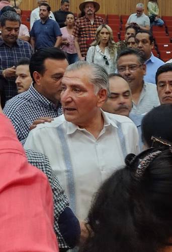  El secretario de Gobernación, Adán Augusto López, estuvo en La Paz, BCS, para promover la reforma militar. Foto La Jornada