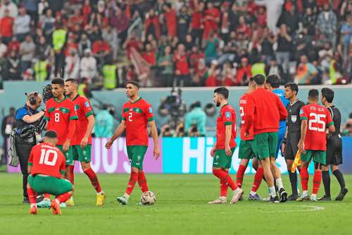 La sorpresiva seleción de Marruecos tuvo una histórica participación en la Copa Mundial, al ser el primer equipo africano que consigue el cuarto lugar del torneo, luego de caer ayer ante Croacia.