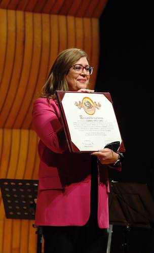La compositora Gabriela Ortiz ingresó en agosto a El Colegio Nacional (imagen) y hace unos días recibió la Medalla de Oro Bellas Artes por su trayectoria.