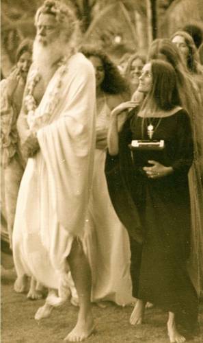 Father Yod (Jim Baker) e Isis Aquarian (Charlene Peters), autor desconocido.