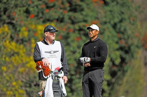 No es la primera vez que la leyenda del golf mundial (derecha) se ve envuelto en temas de esta índole.