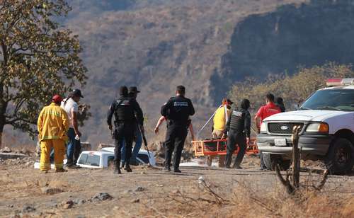 Durante la búsqueda de ocho personas desaparecidas, el 30 de mayo, elementos de la fiscalía de Jalisco recuperaron bolsas con partes humanas en una barranca de la colonia Mirador Escondido, municipio de Zapopan.