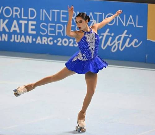 La patinadora Valentina Lomas Díaz, de 16 años, se quedó con la plata en la categoría junior de la Artistic International Series World Cup Final 2023, en Argentina.