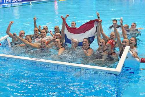 Después de 32 años, la selección femenil de Países Bajos consiguió su segundo título en waterpolo, luego de imponerse a España.