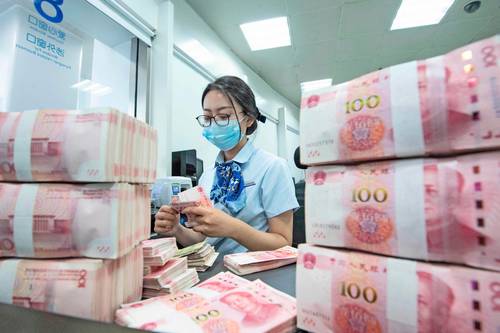 Presiones económicas y en el sector inmobiliario, ocasionaron que el gobierno de China decidiera realizar una compra masiva de yuanes.