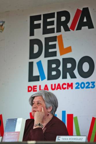 Wally Kunstmann, activista chilena, durante la presentación del libro que reúne testimonios de ex presas y ex presos políticos.