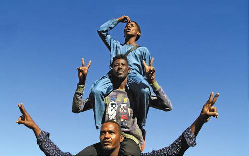 Sudaneses piden justicia para los muertos durante el golpe militar de 2021 en Jartum, en imagen del 17 de noviembre del año pasado.