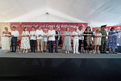 López Obrador inaugurates the Cultural Center of Reform Laws in Veracruz