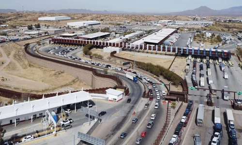 Intensifican paso de bienes antes del cobro de aranceles