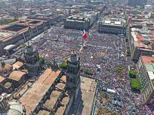 Evitar aranceles de Trump, logro de todos los mexicanos: Sheinbaum