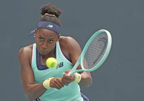 Coco Gauff, con paso  firme en Miami; Rune  y Draper se despiden