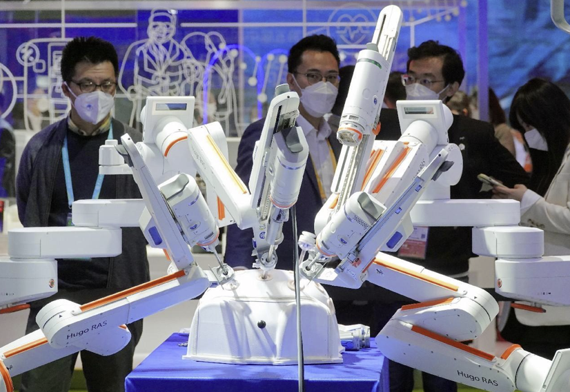 El sistema Hugo de cirugía asistida por robots