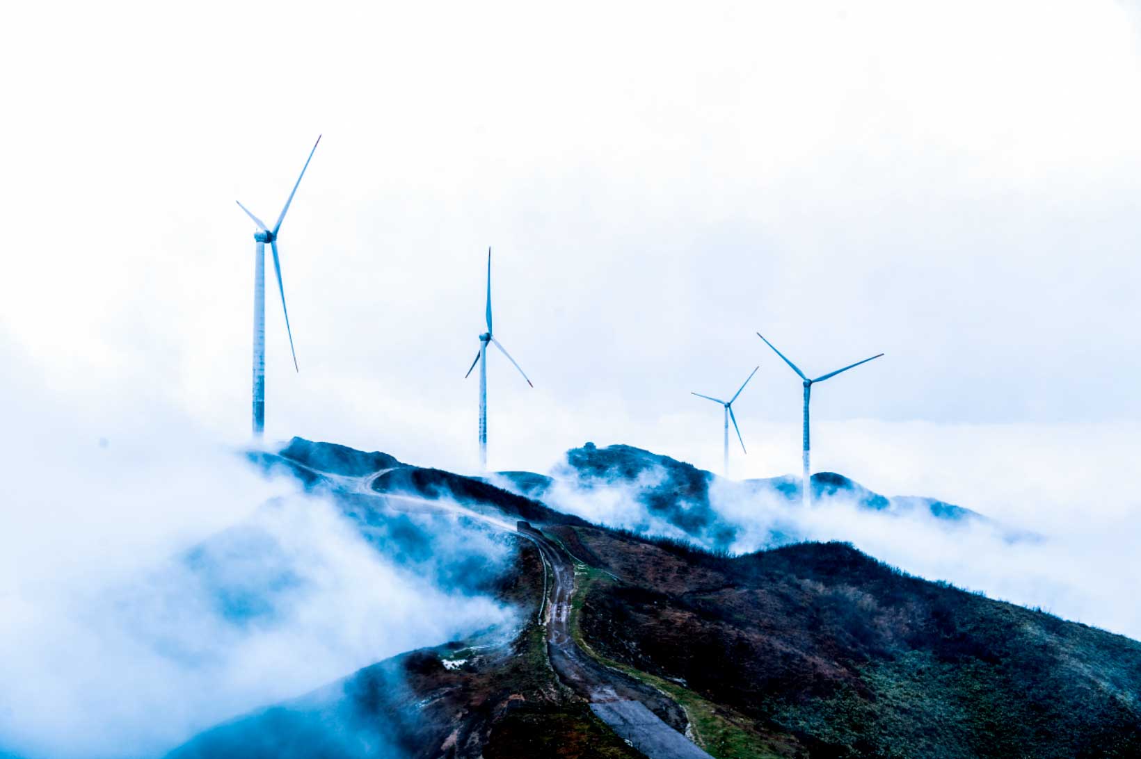 Aerogeneradores en la montaña Tiantang