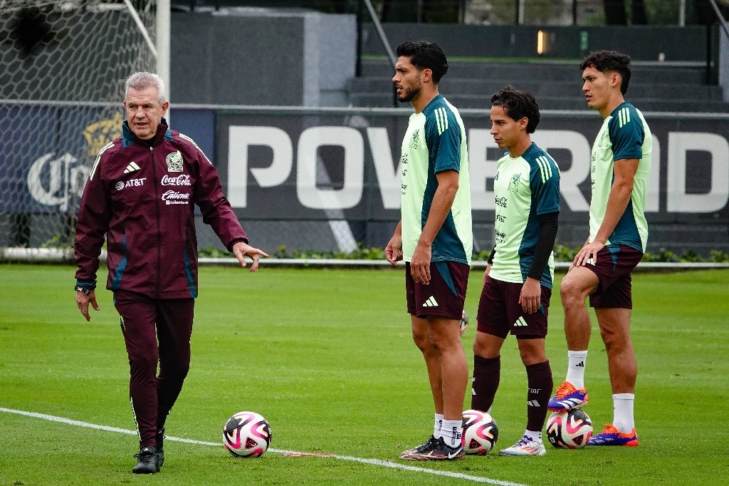 Even the shoes don’t fit; We want people to come back, says Javier Aguirre