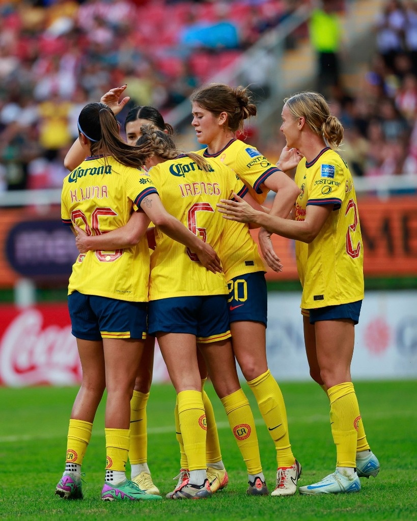 América Femenil thrashes Chivas 4-1 and approaches the semifinal