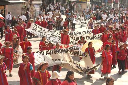 La Jornada Anuncia Mult marcha caravana de Oaxaca a la Ciudad de