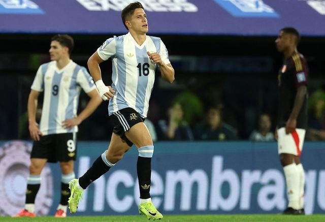 Argentina returns to victory, Brazil does not react to renewed Uruguay