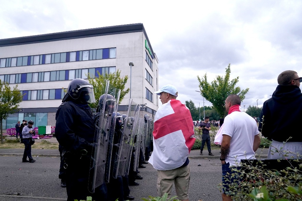 Far-right militants raid migrant accommodation hotel in Rotherham