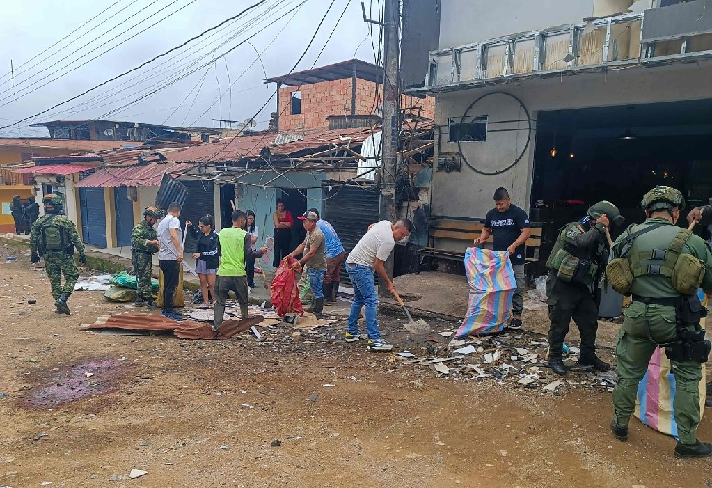 Explosive attack in Colombia leaves one dead and more than 10 injured