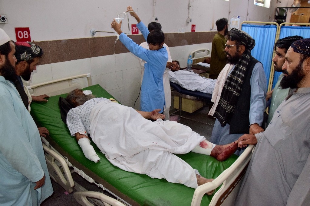 Bomb attack in Pakistan leaves two children dead