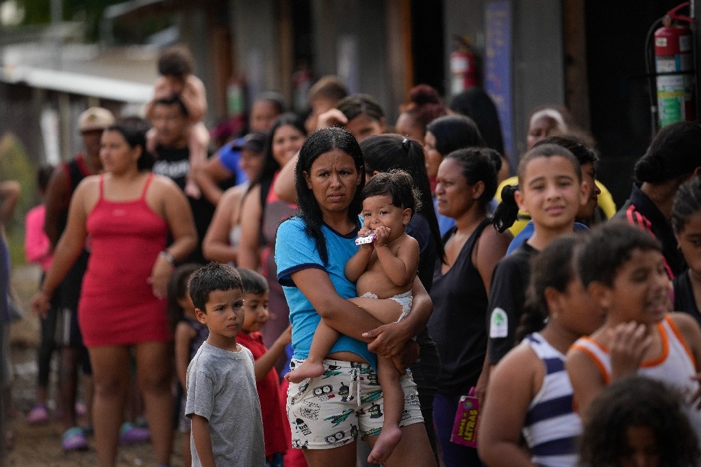The variety of migrants crossing the Panamanian jungle is reducing